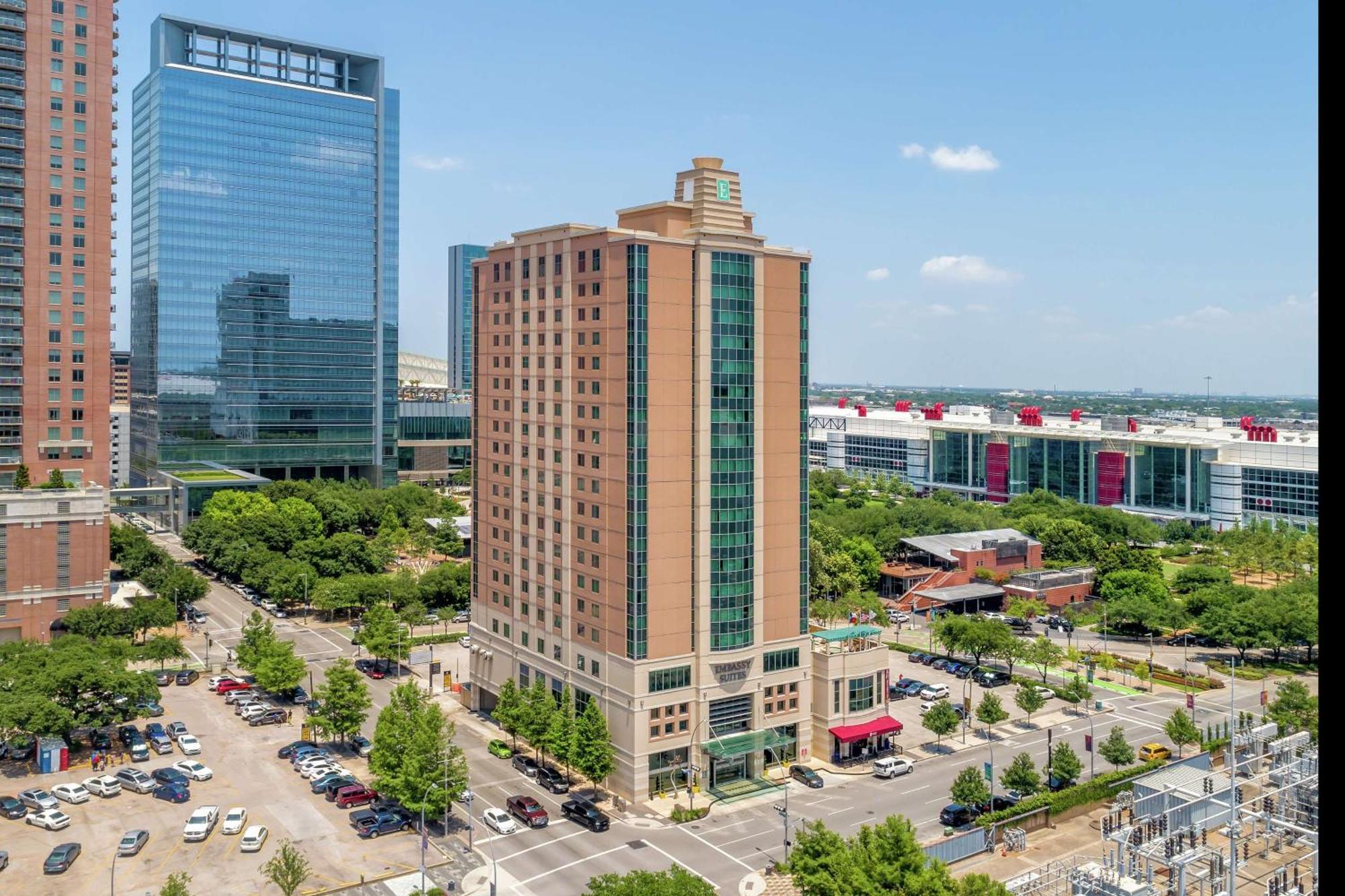 Embassy Suites Houston - Downtown Εξωτερικό φωτογραφία