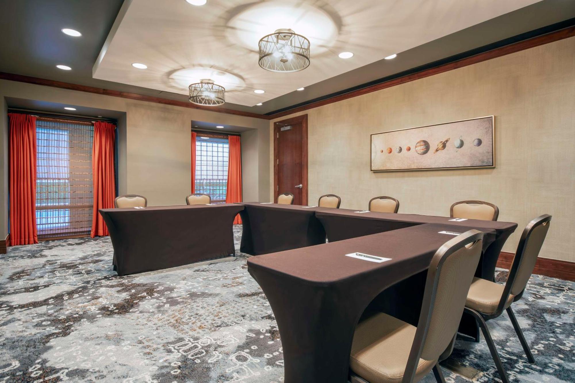 Embassy Suites Houston - Downtown Εξωτερικό φωτογραφία