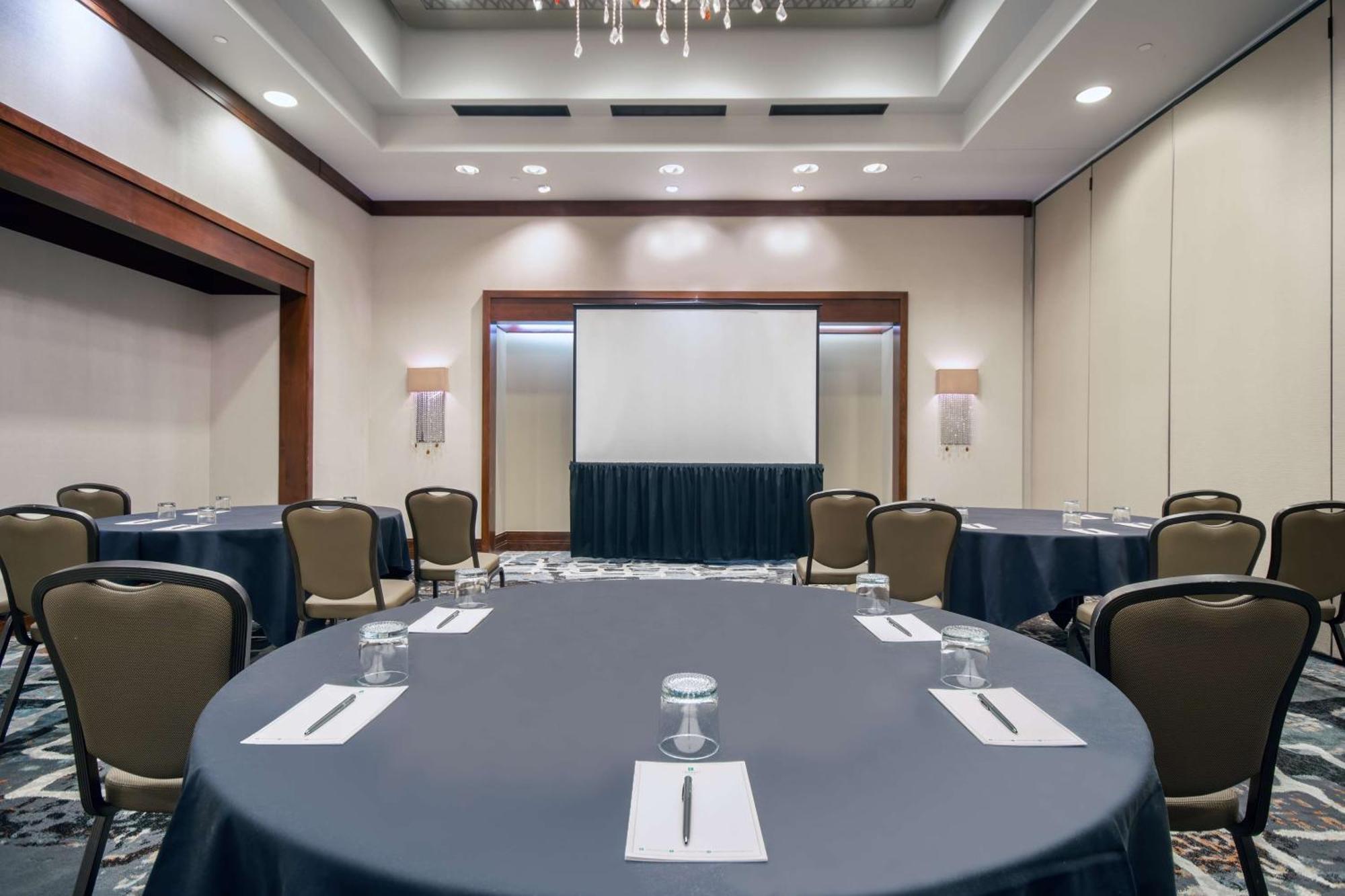 Embassy Suites Houston - Downtown Εξωτερικό φωτογραφία
