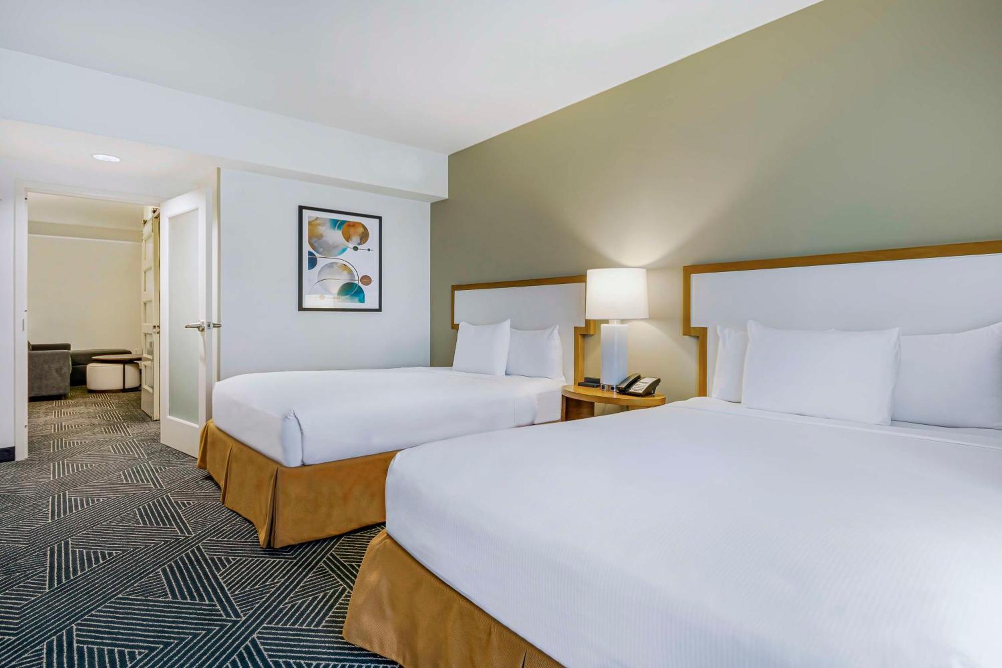 Embassy Suites Houston - Downtown Εξωτερικό φωτογραφία