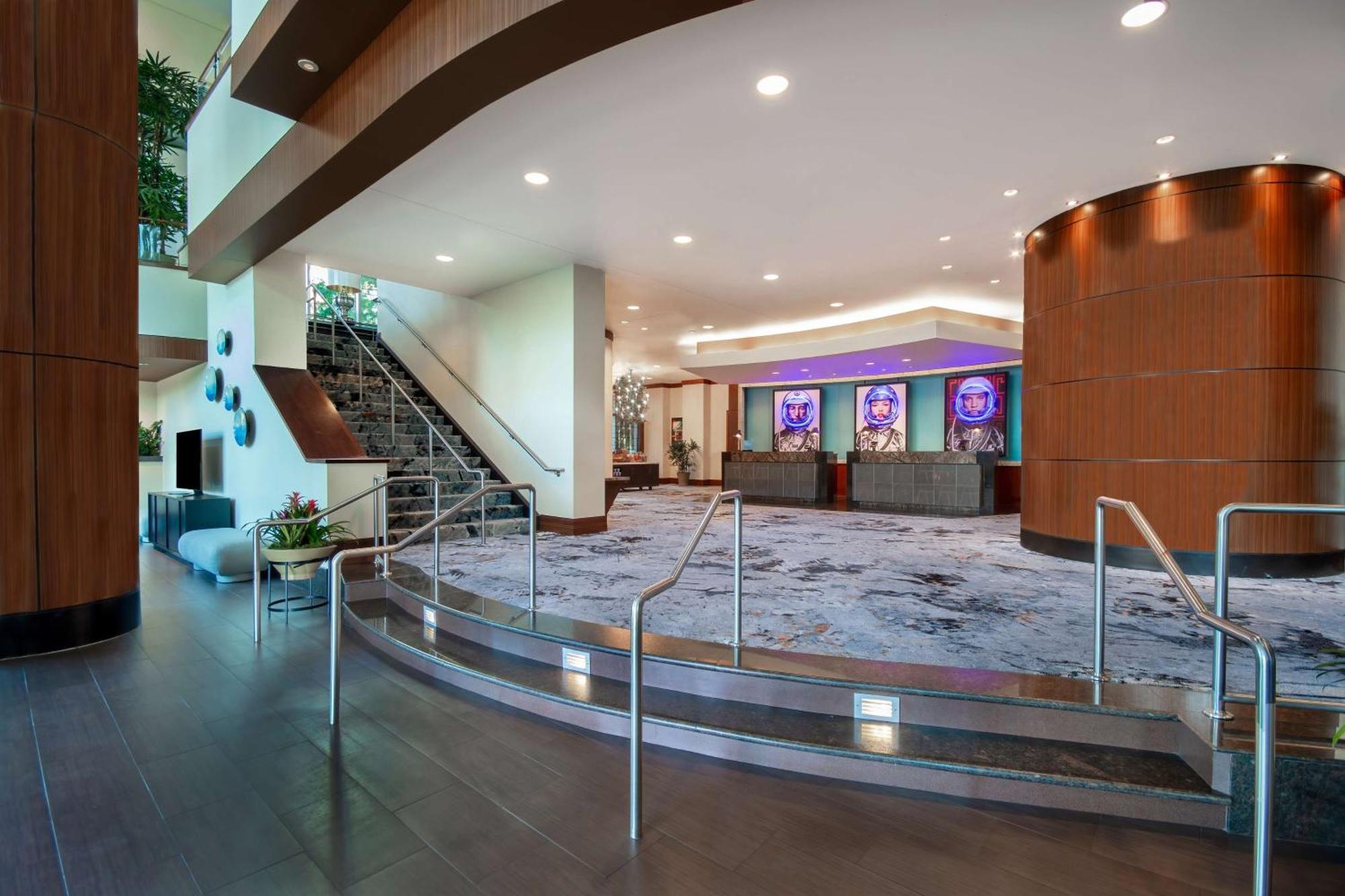 Embassy Suites Houston - Downtown Εξωτερικό φωτογραφία