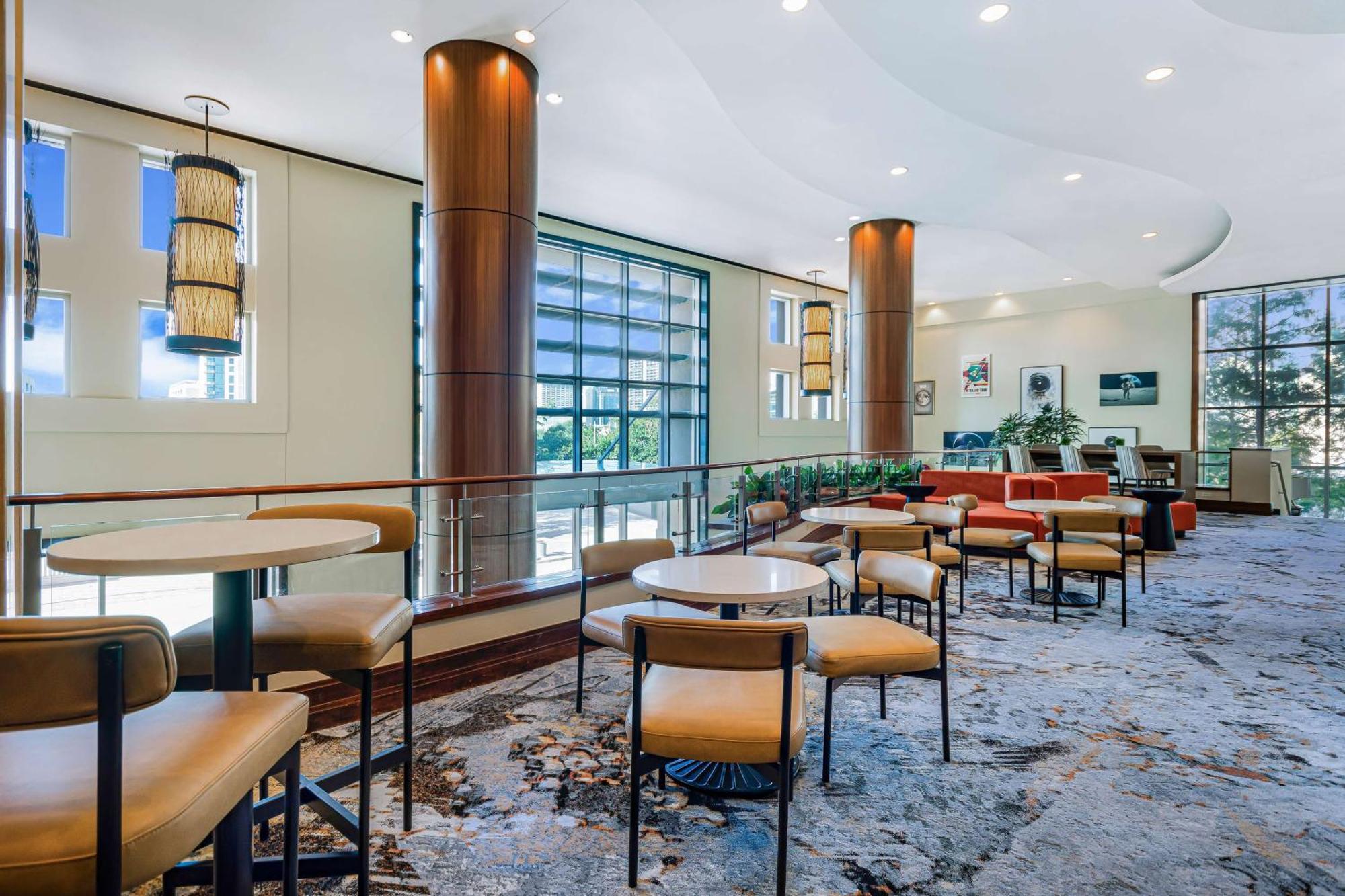 Embassy Suites Houston - Downtown Εξωτερικό φωτογραφία